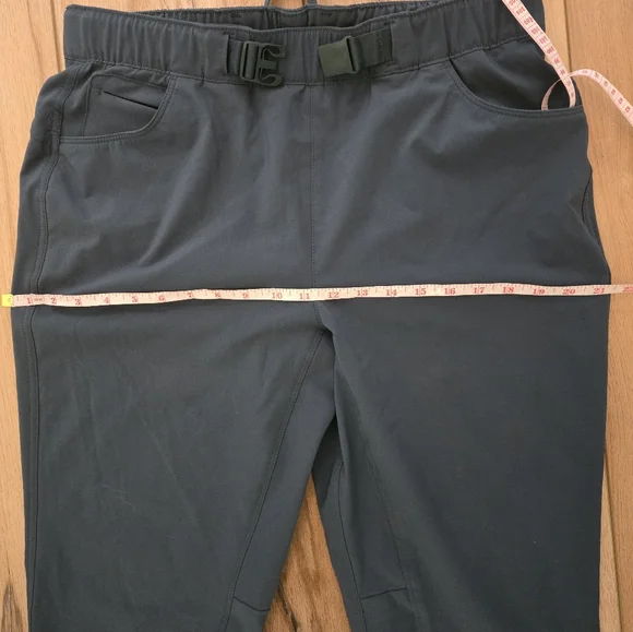 Eddie Bauer Technical Pants Size 10 - Picture 3 of 5